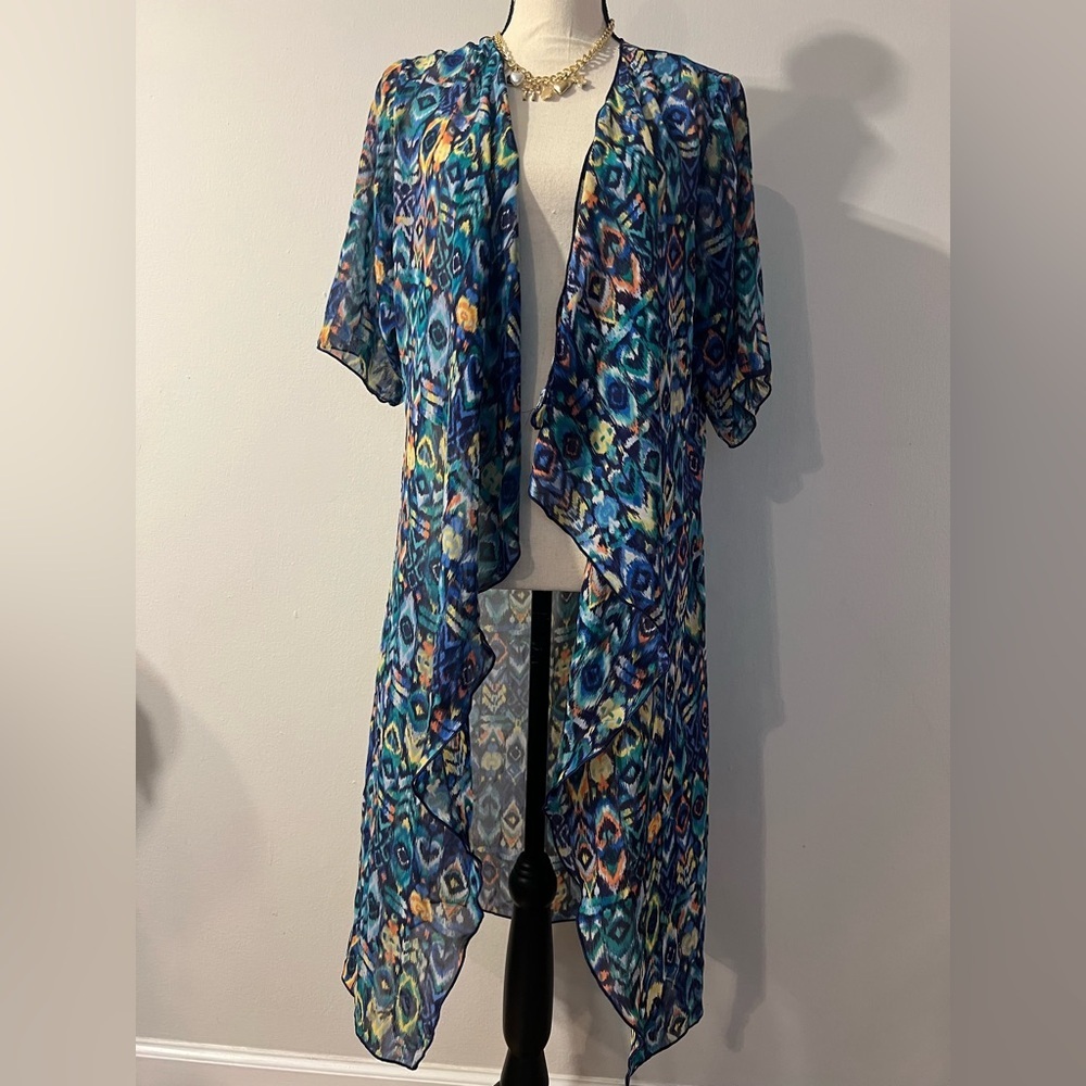LuLaRoe Blue Floral Cape with Elegant Flow